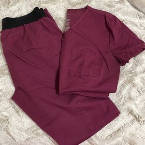 JAANUU WOMENS SCRUB TOP AND BOTTOM